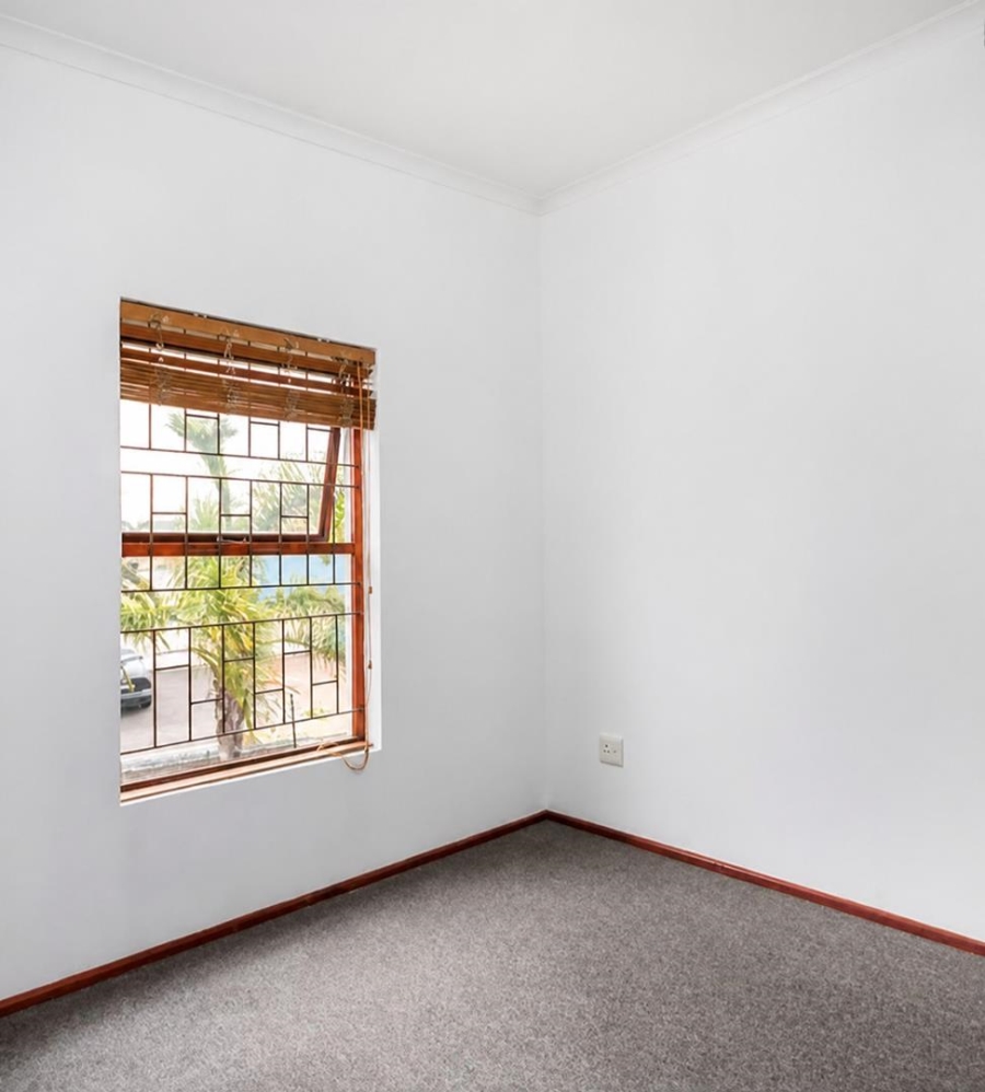 2 Bedroom Property for Sale in Parklands Western Cape